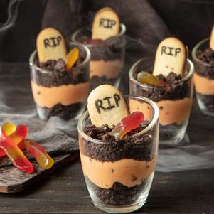 Graveyard Dirt Cake