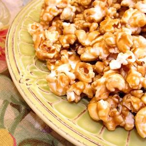 No-Bake Caramel Apple Popcorn Recipe